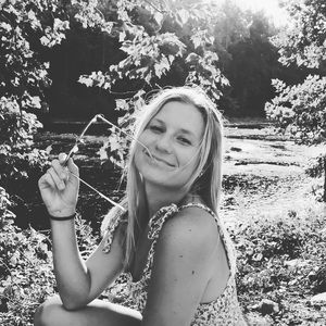 Meet your Posher, Brooke